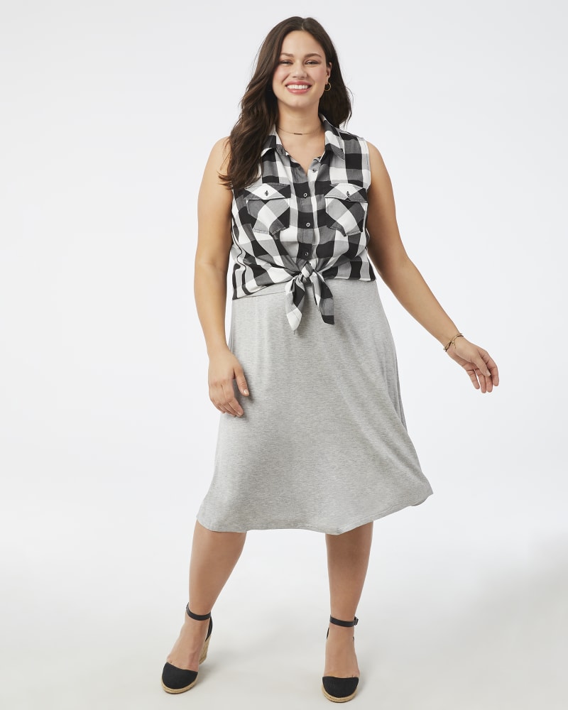 Plus size model with hourglass body shape wearing Jaan Midi Skirt by Meri Skye | Dia&Co | dia_product_style_image_id:157101